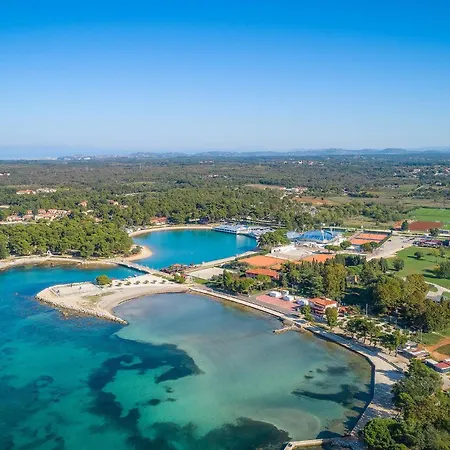 Awesome In With Swimming Pool Ferienhaus Umag
